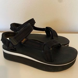 Teva sandal